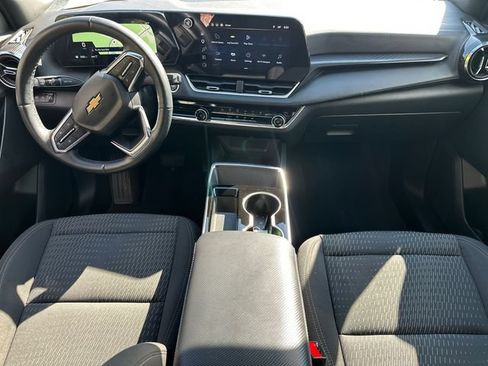 Certified 2025 Chevrolet Equinox LT AWD/4WD image 20