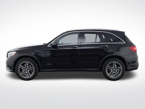Used 2021 Mercedes-Benz GLC 300 4MATIC w/ AMG Line image 30