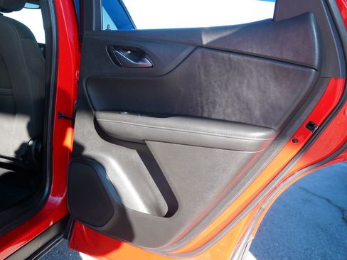 Used 2021 Chevrolet Blazer LT image 19