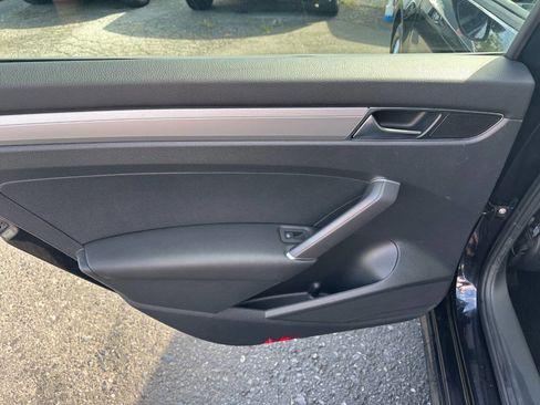 Used 2018 Volkswagen Passat 2.0T S image 26