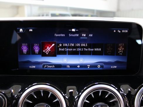 Used 2024 Mercedes-Benz GLA 250 image 26