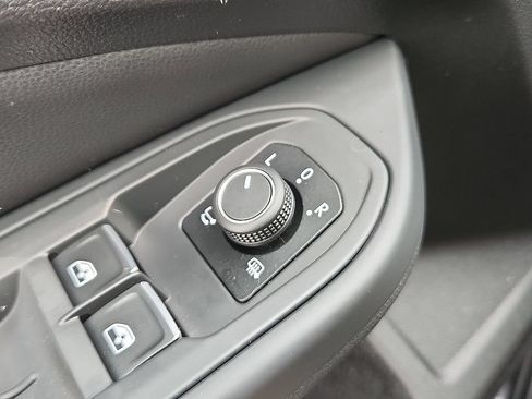 Used 2024 Volkswagen GTI SE w/ SE Leather Seats Package FWD image 19