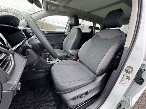 New 2026 Volkswagen Taos SE AWD/4WD image 27