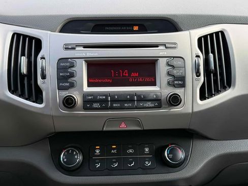 Used 2016 Kia Sportage LX image 7