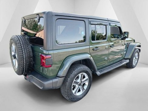 Used 2021 Jeep Wrangler Unlimited Sahara w/ LED Lighting Group AWD/4WD image 7