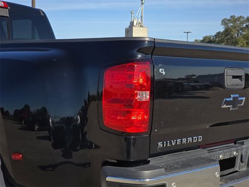 Used 2019 Chevrolet Silverado 3500 LTZ w/ Duramax Plus Package image 30