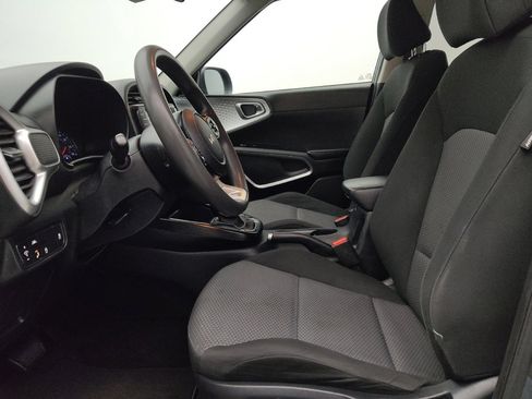 Used 2022 Kia Soul LX w/ Technology Package FWD image 17