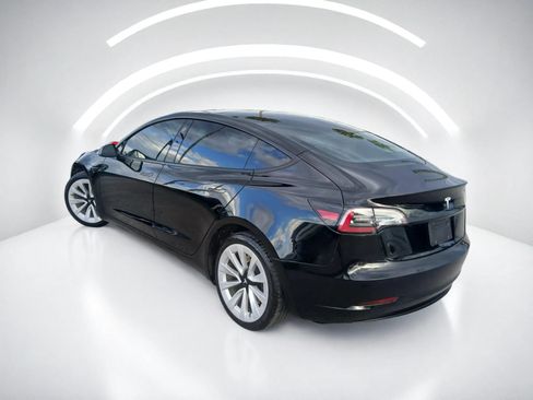 Used 2023 Tesla Model 3 Standard Range RWD image 5