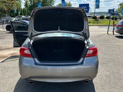 Used 2013 INFINITI M37 w/ Premium Pkg image 16