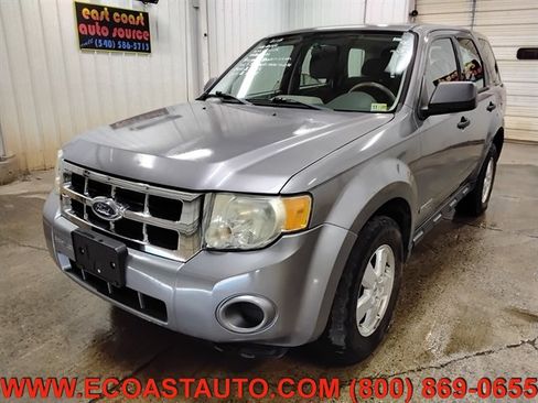 Used 2008 Ford Escape XLS AWD/4WD image 4