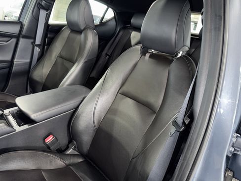 Used 2022 MAZDA MAZDA3 s image 33