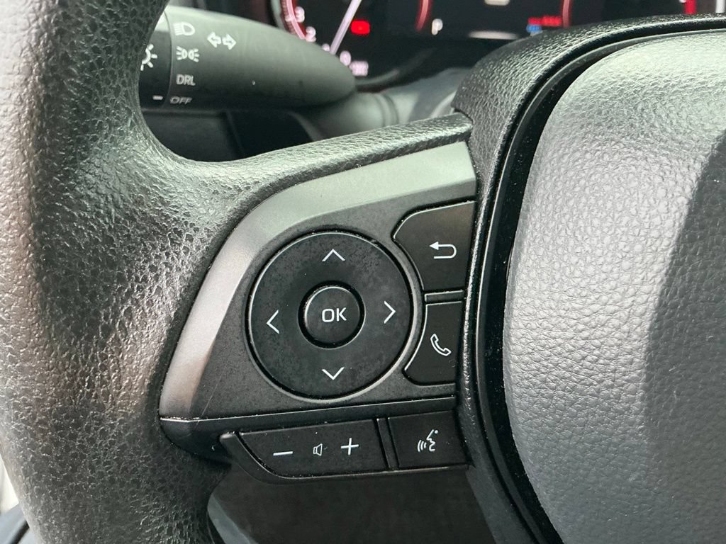 Certified 2023 Toyota RAV4 LE AWD/4WD image 20