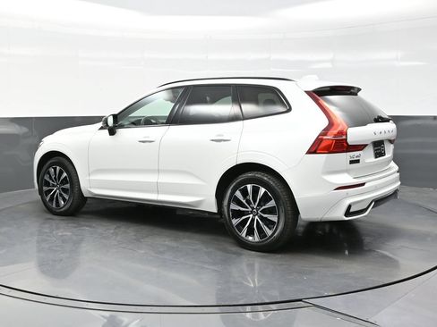 Used 2024 Volvo XC60 B5 Core w/ Protection Package Premier AWD/4WD image 4