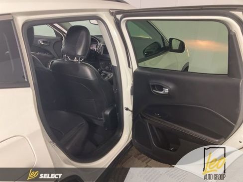 Used 2021 Jeep Compass Latitude AWD/4WD image 20