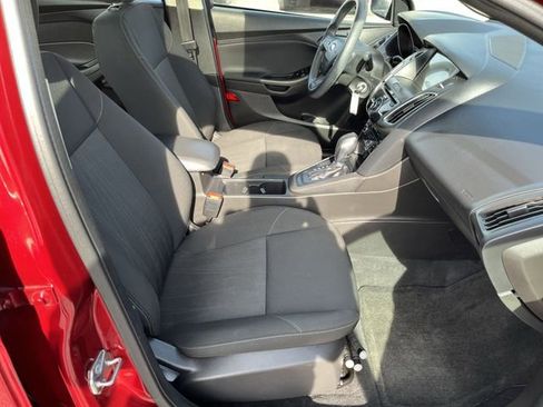 Used 2017 Ford Focus SEL image 27
