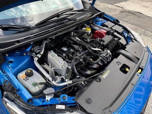 Used 2025 Nissan Sentra SV FWD image 27