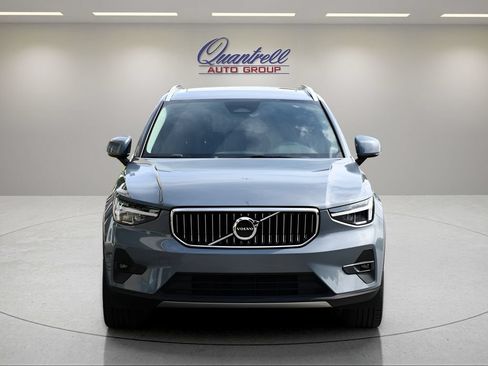 Certified 2023 Volvo XC40 B5 Plus w/ Protection Package Premier AWD/4WD image 9