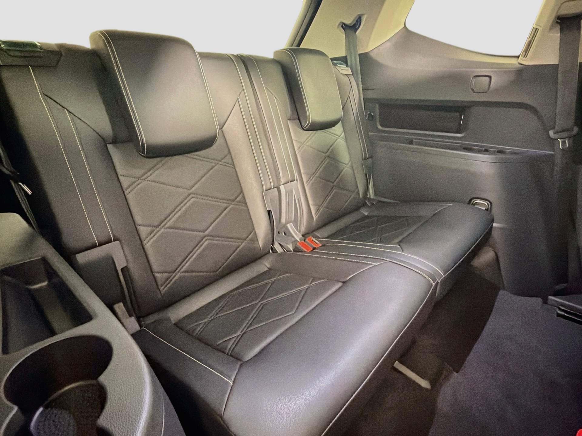 Certified 2026 Volkswagen Atlas SE FWD image 26