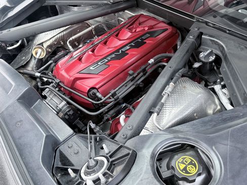 Used 2023 Chevrolet Corvette Stingray Premium Cpe w/ Z51 Performance Package RWD image 5