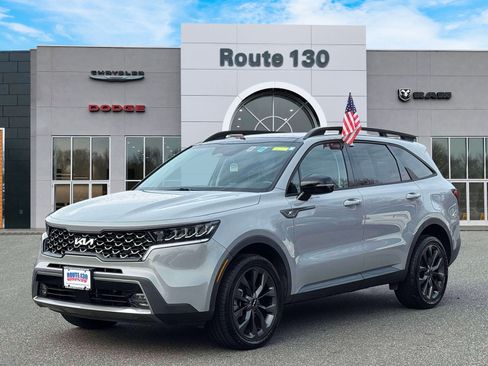 Used 2022 Kia Sorento X-Line EX image 2