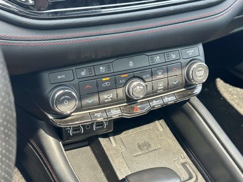 Used 2023 Dodge Durango R/T AWD/4WD image 29