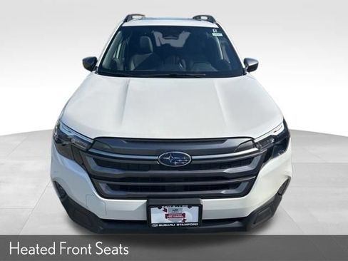 Certified 2025 Subaru Forester Premium AWD/4WD image 3