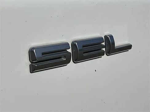 Used 2022 Ford Escape SEL image 11