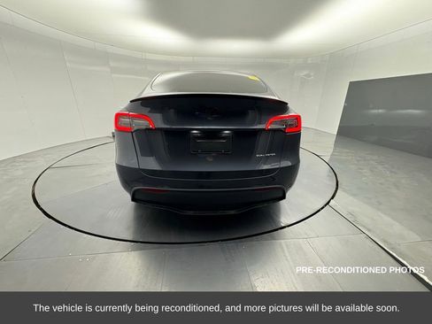 Used 2023 Tesla Model Y Long Range image 4