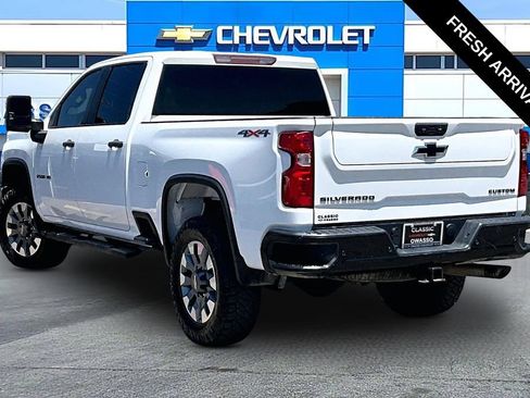 Used 2024 Chevrolet Silverado 2500 Custom w/ Custom Value Package AWD/4WD image 3