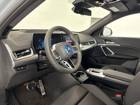 New 2026 BMW X2 xDrive28i w/ Technology Package AWD/4WD image 8