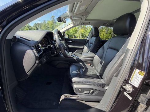 Used 2018 Audi Q7 3.0T Premium Plus w/ Premium Plus Package AWD/4WD image 12