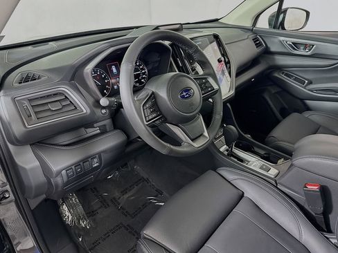 Used 2026 Subaru Ascent Limited AWD/4WD image 9