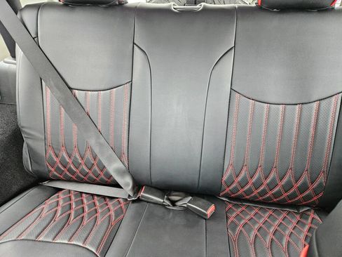 Used 2015 Jeep Wrangler Sport AWD/4WD image 17