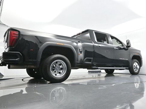 Used 2024 GMC Sierra 3500 Denali w/ Denali Reserve Package AWD/4WD image 49
