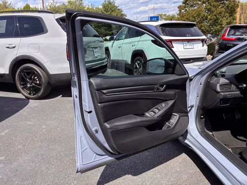 Used 2022 Honda Accord Sport Special Edition image 43