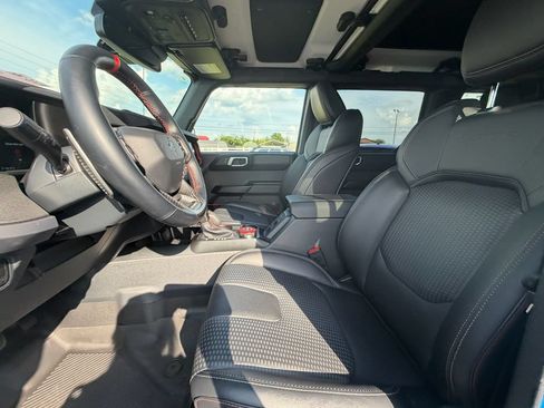 Used 2025 Ford Bronco Raptor AWD/4WD image 10
