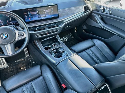 Used 2024 BMW X7 xDrive40i w/ Executive Package AWD/4WD image 25