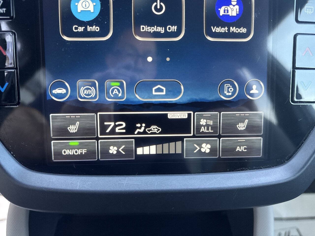 Used 2025 Subaru Forester Premium AWD/4WD image 19
