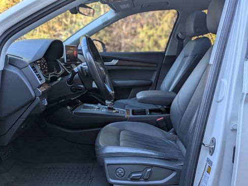 Used 2018 Audi Q5 2.0T Premium Plus w/ Premium Plus Package image 15