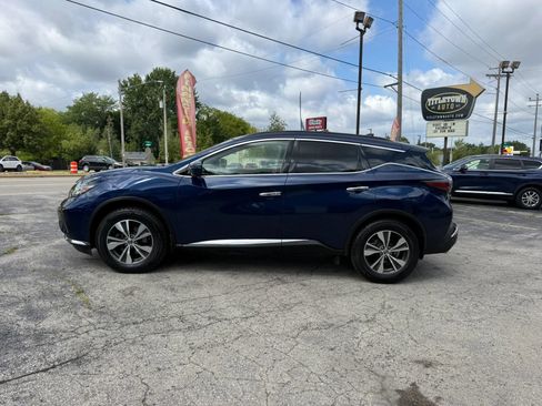 Used 2019 Nissan Murano SV AWD/4WD image 2
