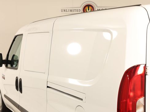 Used 2022 RAM ProMaster City Tradesman FWD image 31