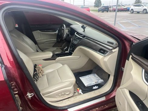 Used 2016 Cadillac XTS Luxury FWD image 9