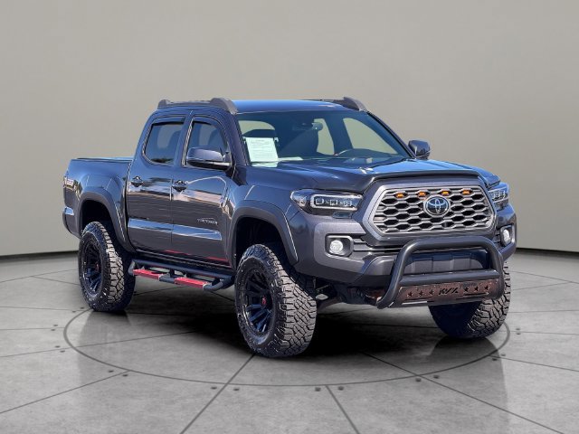 Used 2021 Toyota Tacoma TRD Off-Road AWD/4WD image 8