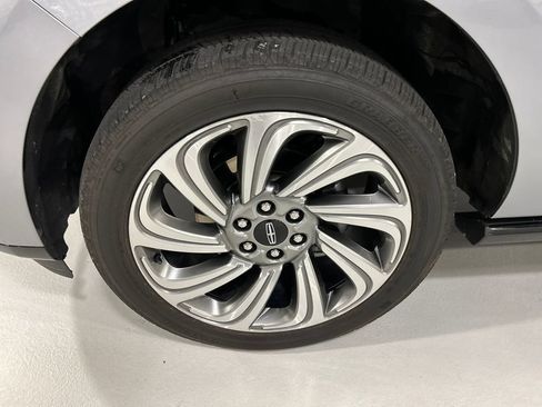 Used 2023 Lincoln Navigator Reserve AWD/4WD image 8