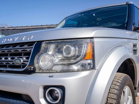 Used 2016 Land Rover LR4 HSE Silver Edition image 17