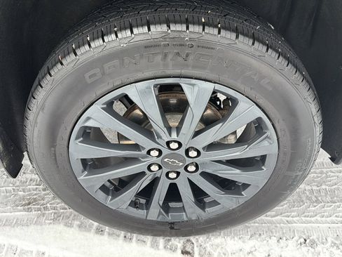 Used 2023 Chevrolet Traverse RS w/ LPO, Floor Liner Package image 7