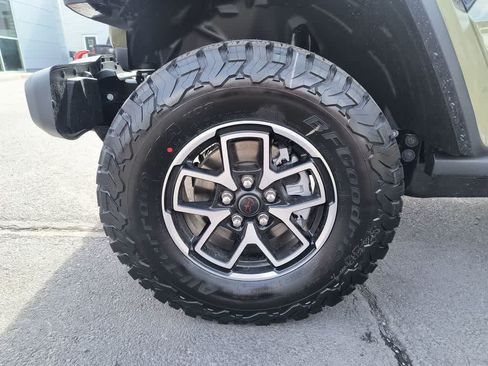 New 2026 Jeep Wrangler Unlimited Rubicon AWD/4WD image 10