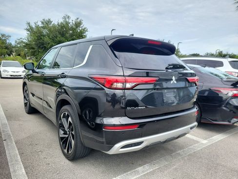 Used 2024 Mitsubishi Outlander FWD image 4