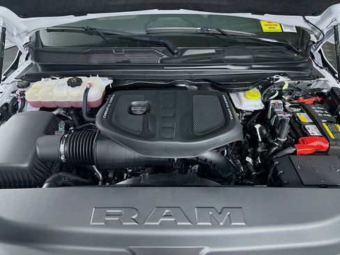 Used 2025 RAM 1500 Tungsten image 33