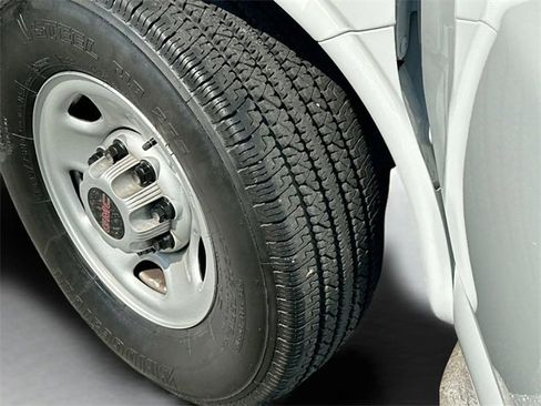 Used 2024 GMC Savana 2500 w/ Driver Convenience Package image 29